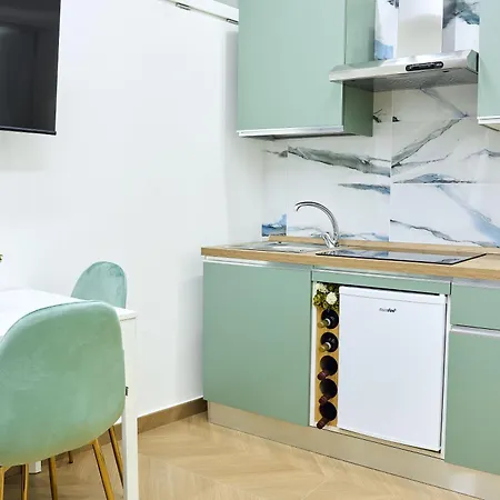 Affittacamere Zemra Room&apartment 3*